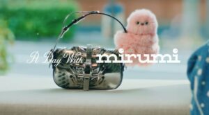Mirumi, il robot da borsetta di tendenza dopo i Labubu