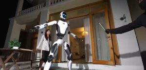 Unitree presenta il robot umanoide H2-X per dimostrazioni di protezione delle persone e interventi di soccorso